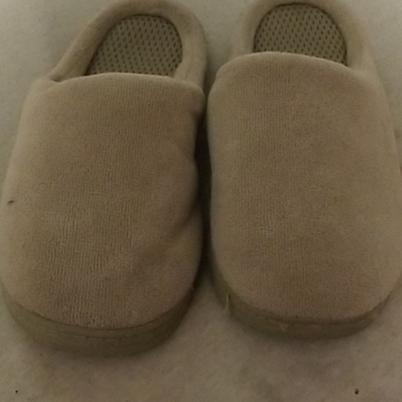 Slippers - Picture 2 of 2